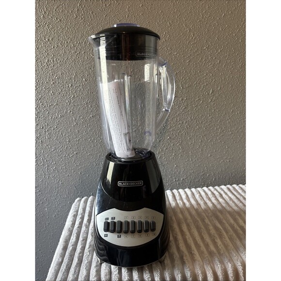 BLACK+DECKER 10-Speed Countertop Blender BL2010BP 6-Cup Plastic Jar Works! - Picture 2 of 15